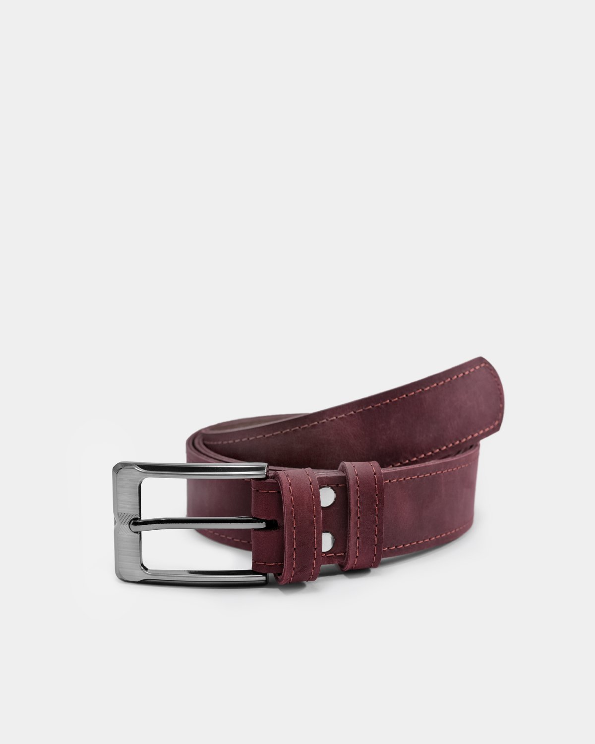 A classic bordo leather belt