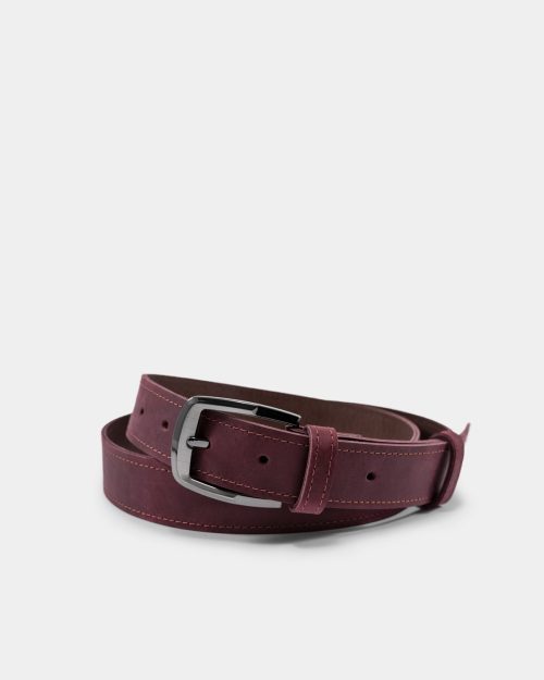A classic bordo leather belt